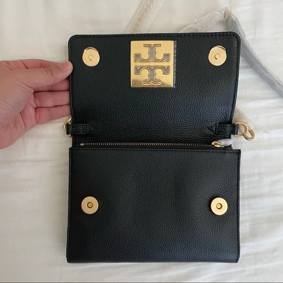 Tory Burch Britten Chain Wallet Bag in black and rolled gold - Picture 6 of 7